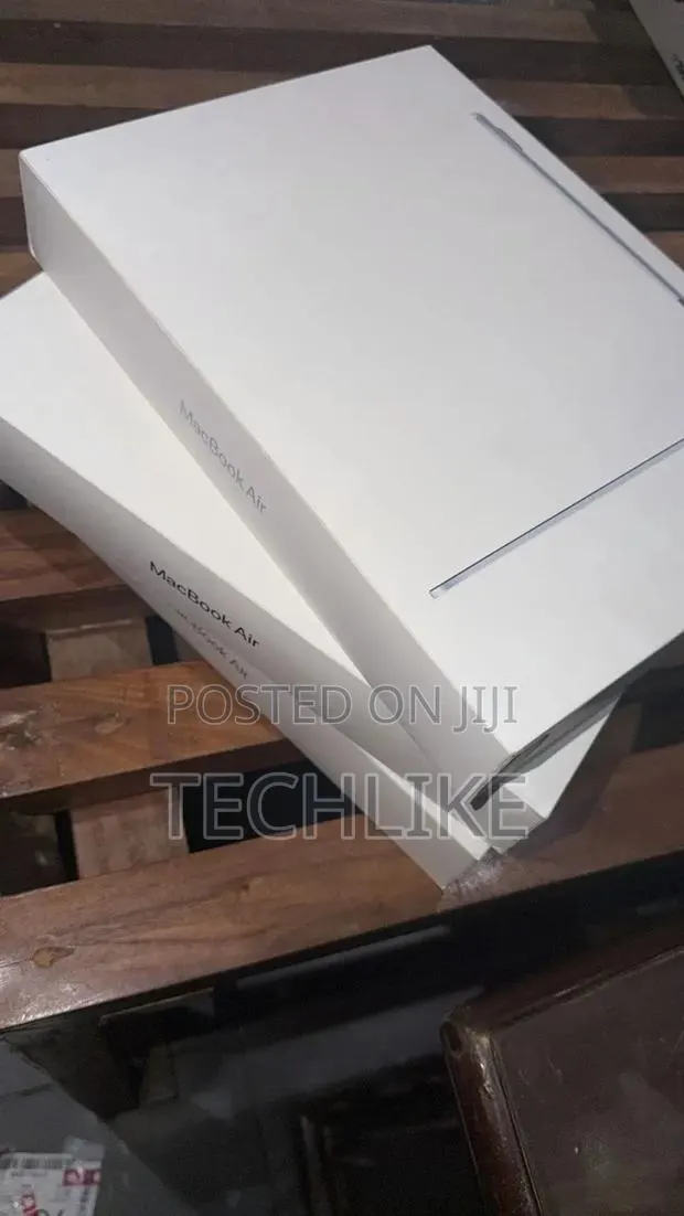 New Laptop Apple MacBook Air 2026 M5 16GB Apple M5 SSD 512GB · Photo 1