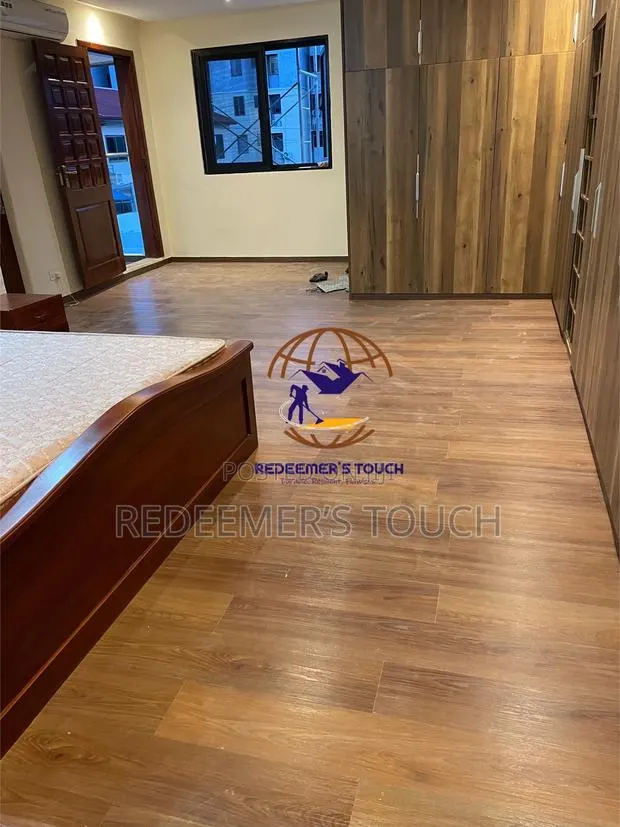 SPC Flooring Tiles · Photo 1