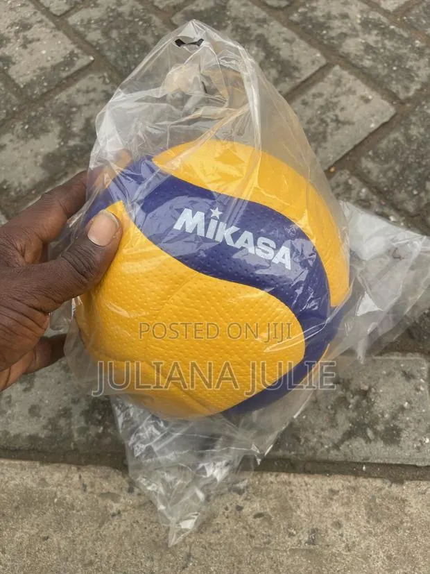 Original Mikasa Volleyball V300 Available at Cool Price · Photo 1