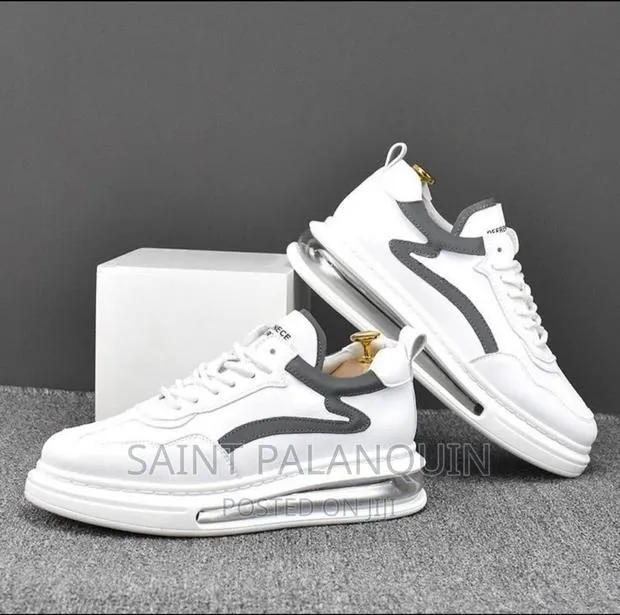 MC N NY Sneakers · Photo 1