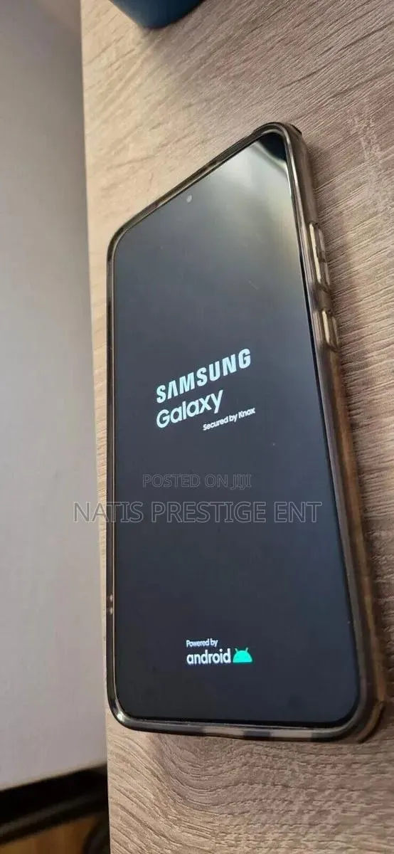 Samsung Galaxy S22 5G 256 GB Black · Photo 1