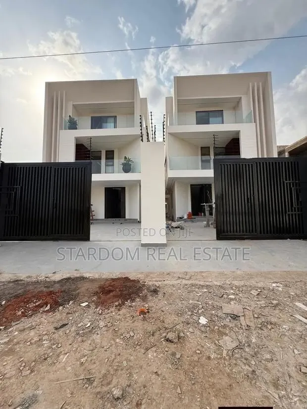 Furnished 4bdrm Duplex in East Legon Hills for sale · Photo 1