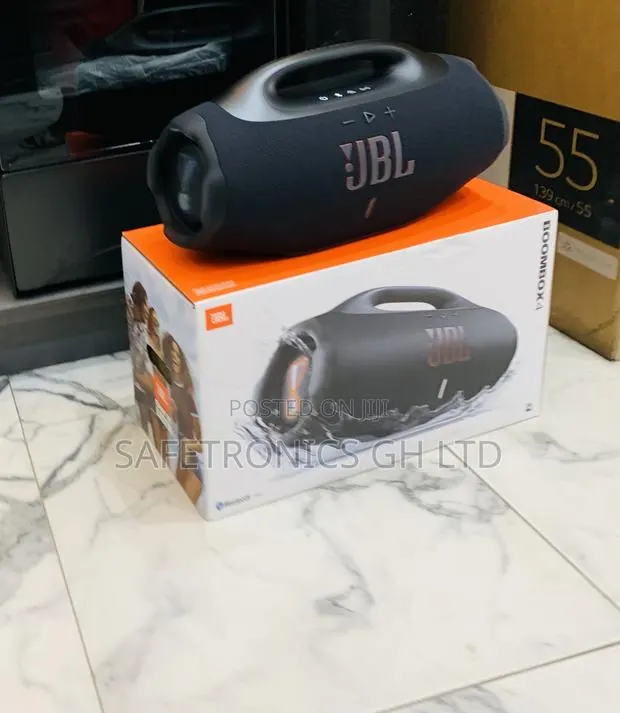 Bass-Power Black JBL Boombox 4 Speaker Bluetooth · Photo 1