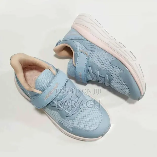 Blue Glitter Sneakers for Kids · Photo 2
