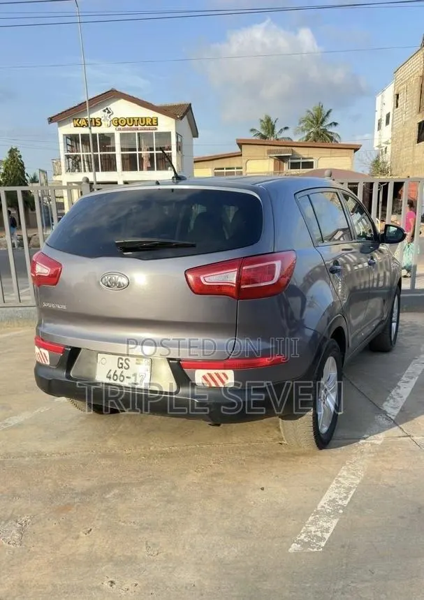 Kia Sportage EX 4dr SUV AWD (2.4L 4cyl 6A) 2013 Gray · Photo 1