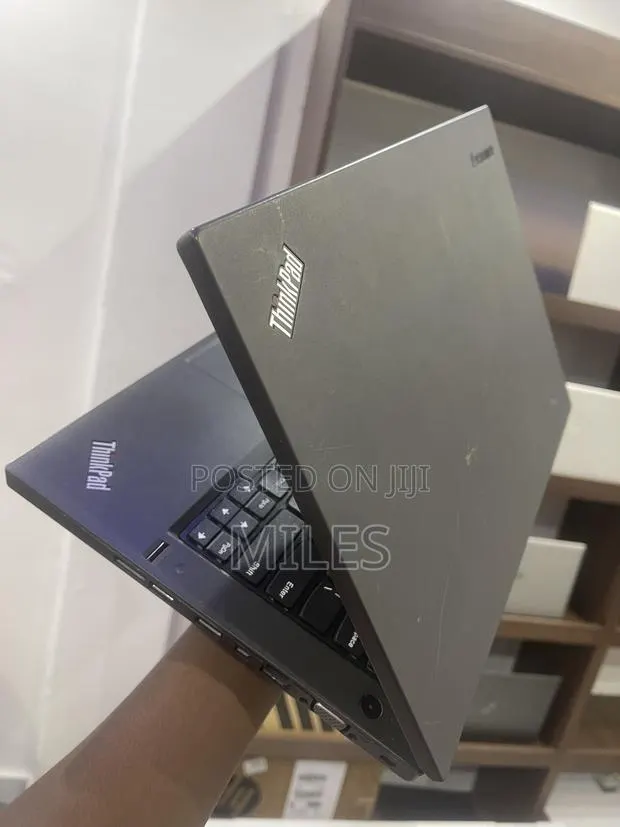 Laptop Lenovo ThinkPad L450 8GB Intel Core i5 HDD 320GB · Photo 1