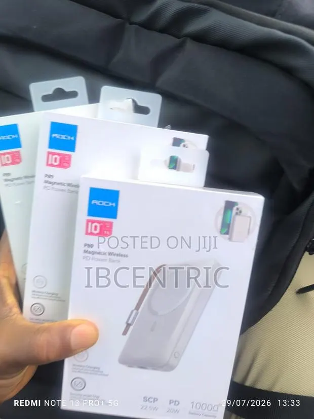 Rock 10000mah Magnetic Wireless Power Bank · Photo 1