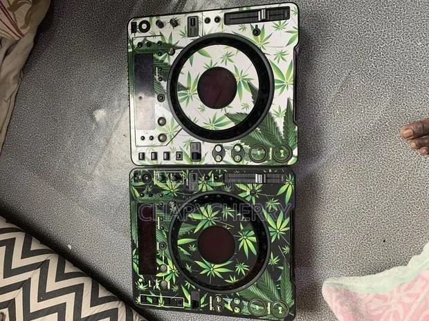 Pioneer · Photo 1