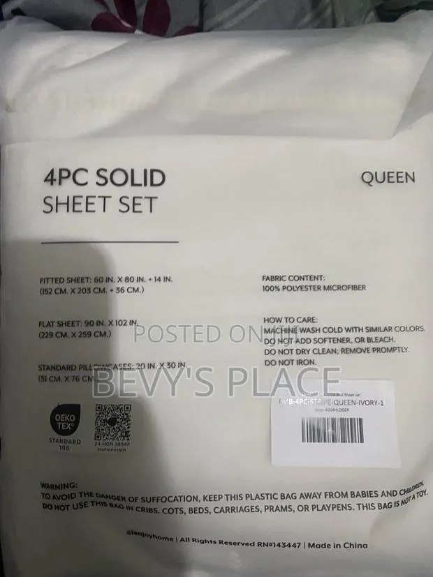 4 Pieces Solid Sheet Set · Photo 1