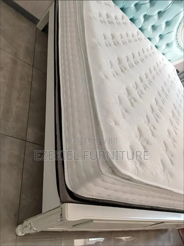 Brand New Compressed Mattress 180 by 200cm · Photo 1