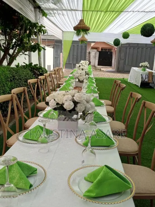 Centre Pieces · Photo 1