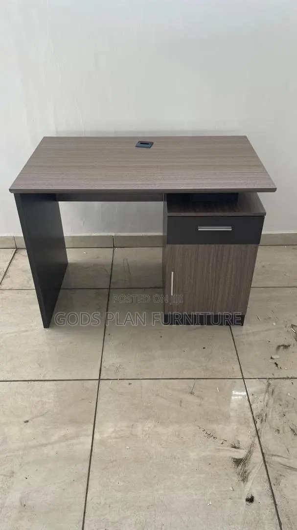 Two - Tone Office Desk · Photo 1