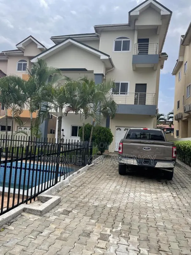 5bdrm House in Unique Key Agency, Cantonments for rent · Photo 1