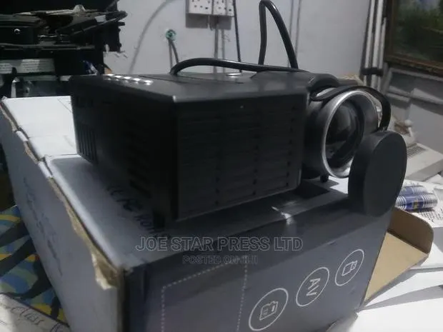 Projectors for Sale and Rent · Photo 1
