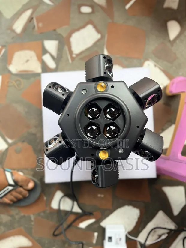 Rgbw Moving Head Dj Light, 6 Arms Beam & Bee-eye Led Stage Light · Photo 1