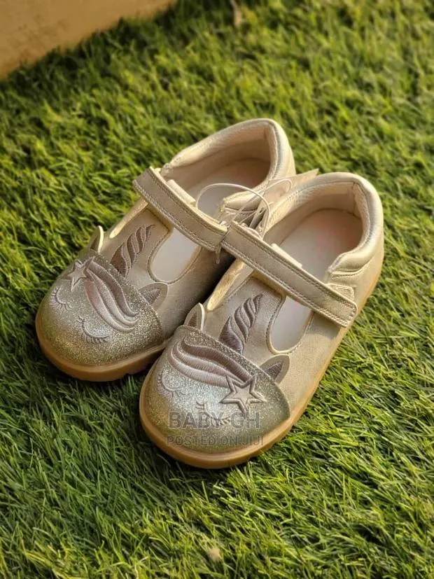George Uk Silver Shoes · Photo 1