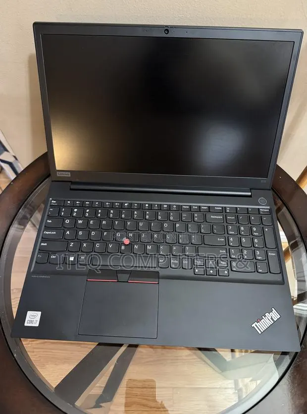 Laptop Lenovo ThinkPad E15 16GB Intel Core i7 SSD 256GB · Photo 1