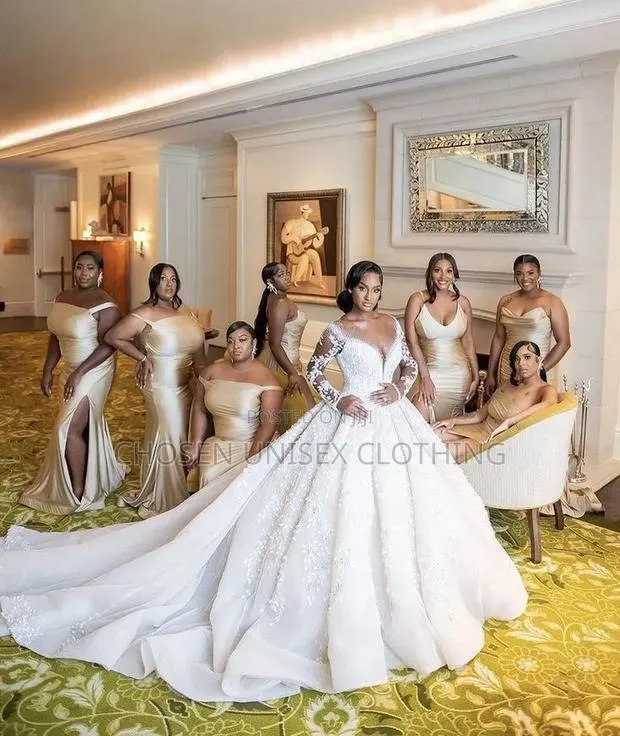 Special Chosen Gowns · Photo 1