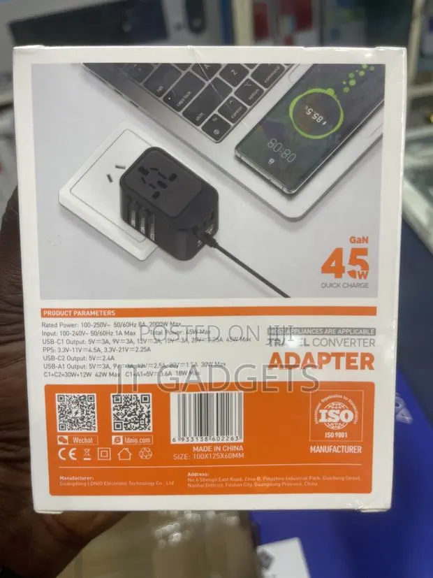 LDNIO Z8 Travel Converter Adapter (45W GaN, PD+QC 3.0) · Photo 2