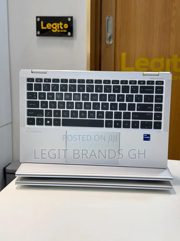 Laptop HP EliteBook 1040 G8 16GB Intel Core i7 SSD 512GB · Photo 1