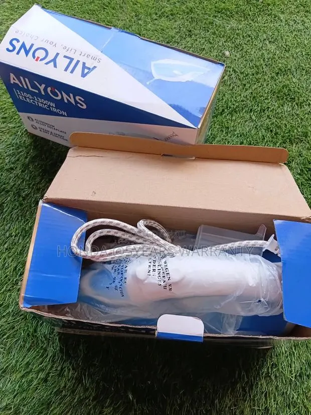 Good Life Ailyons Electric Iron 1100- 1300W · Photo 1