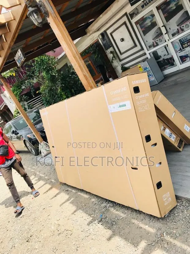 Perfect Balance of Style and Power Samsung 98” Tv · Photo 1