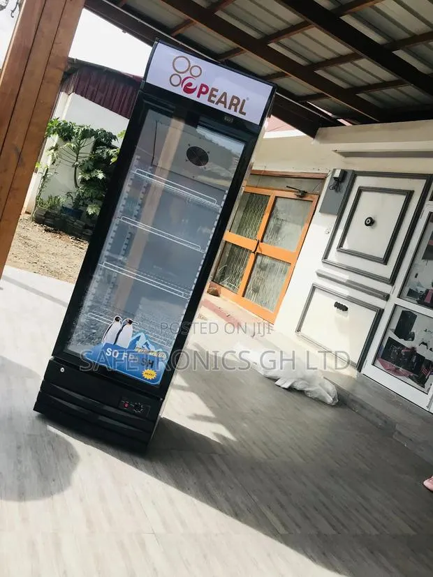 Available PVC-37 Display Fridge Quick Cooling Pearl · Photo 1