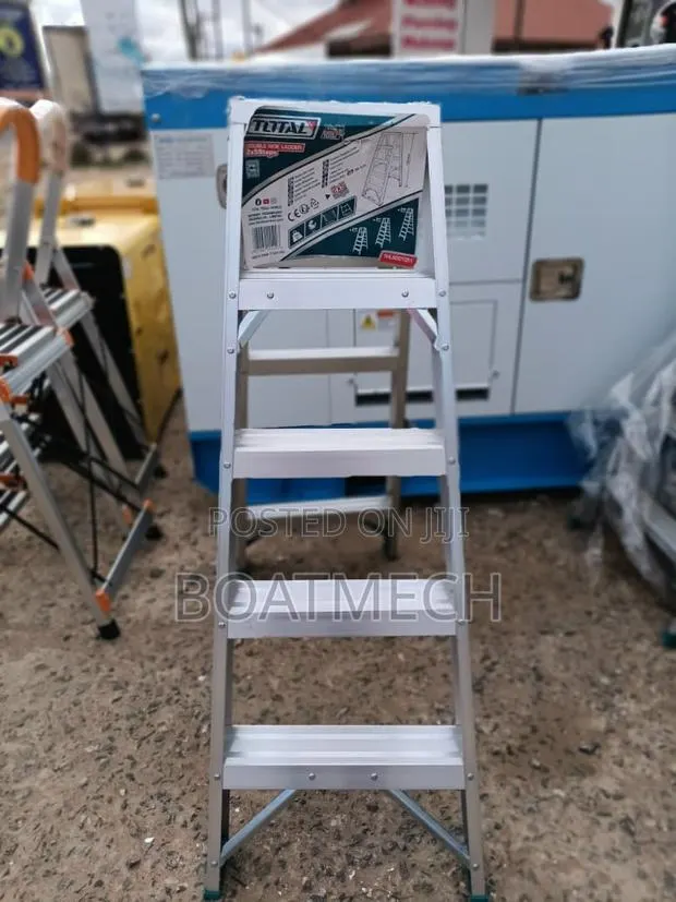 Total 2x5 Steps Double Side Ladder · Photo 1