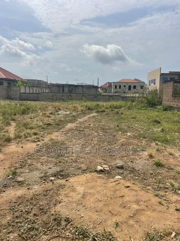 Half Plot of Land at Ga-Odumase(Along Ablekuma-Pokuase Highway) 4 Sale · Photo 1
