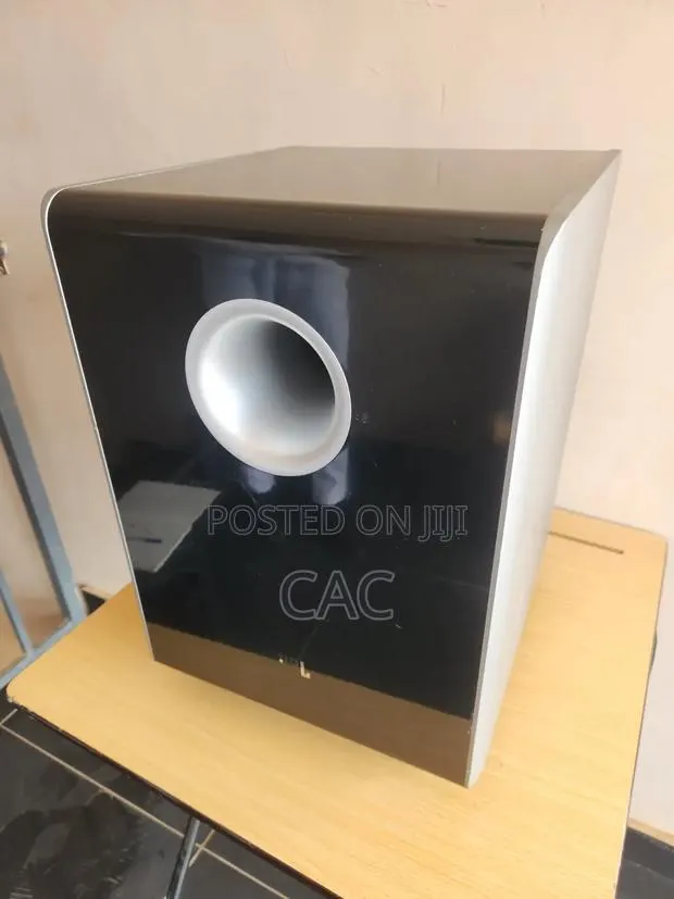JBL CSS 10 Active Subwoofer 10" · Photo 1