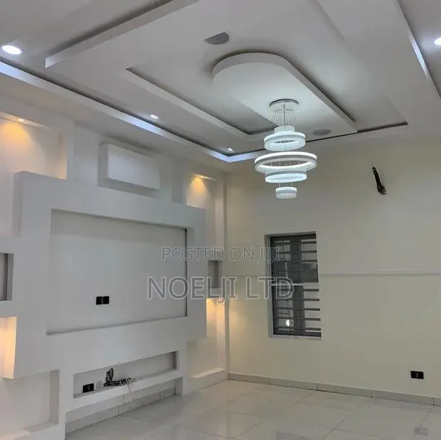 Interior Decoration · Photo 1