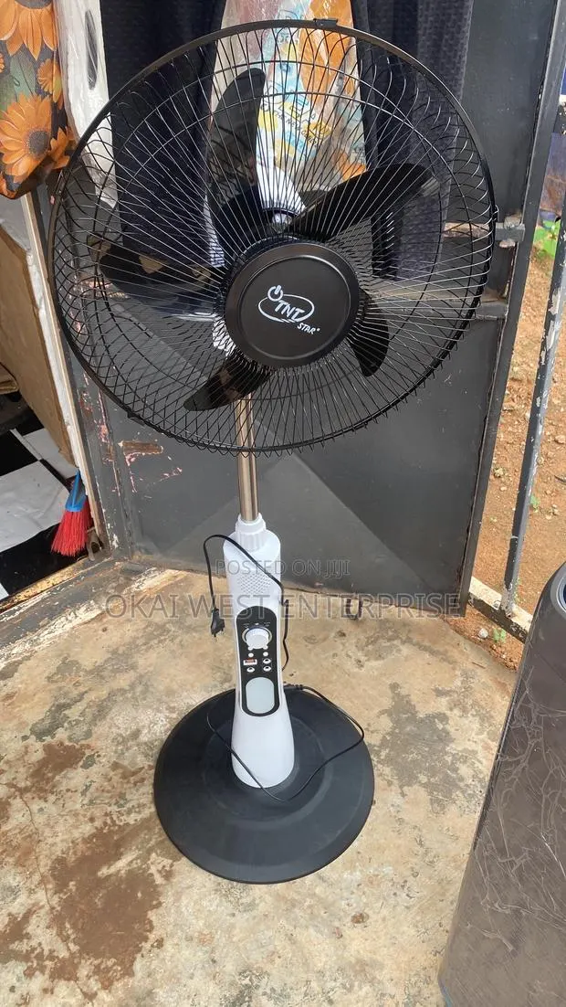 EcoCool Solar Rechargeable Fan: Breeze Anywhere, Anytime · Photo 1