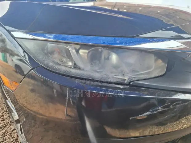 Headlight Restoration · Photo 1