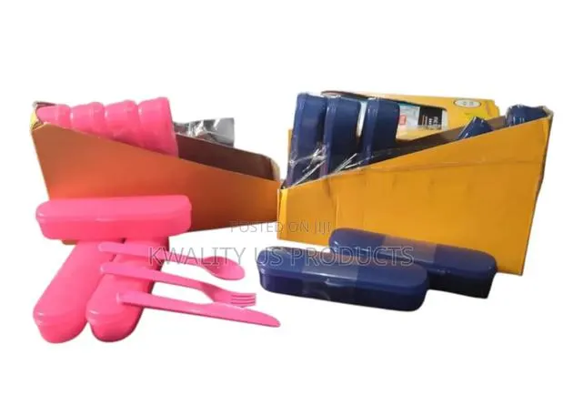 Your Zone Plastic Cutlery Set · Photo 1
