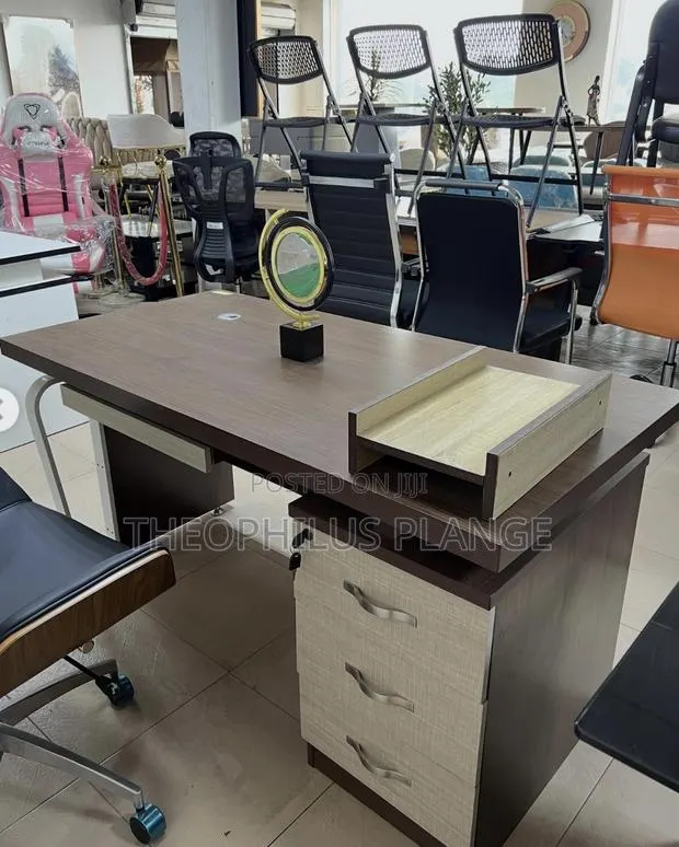 Modern Office Desk With Drawer · Photo 1