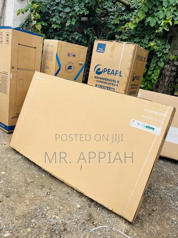 Super Adorable Samsung 85du8000 85” Crystal Uhd Smart Screen Tv. · Photo 1