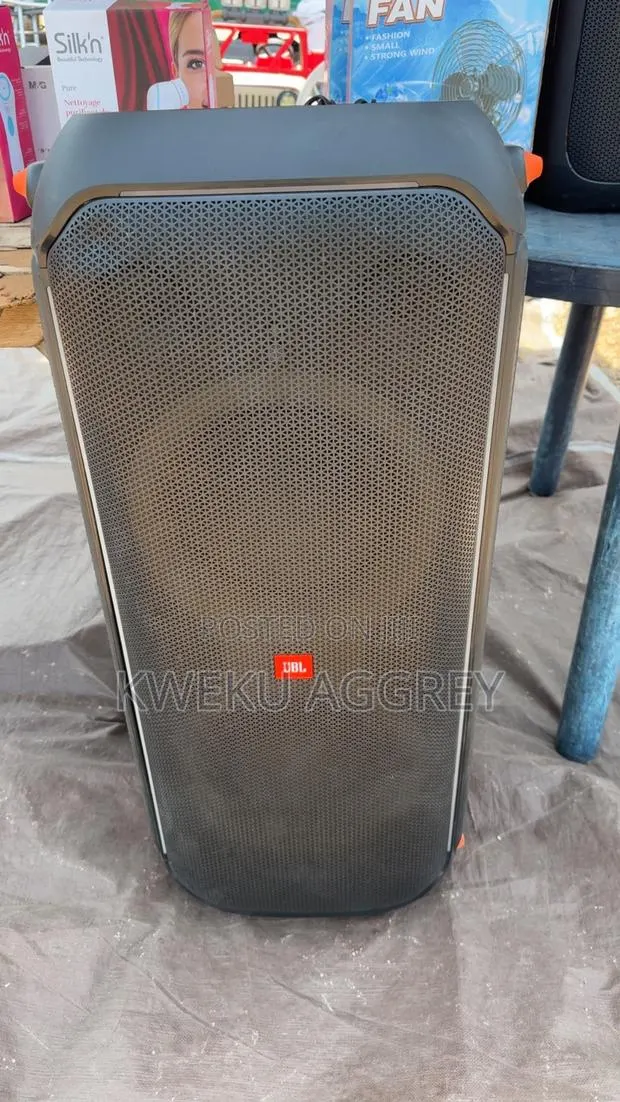 JBL Party Box 710 · Photo 1