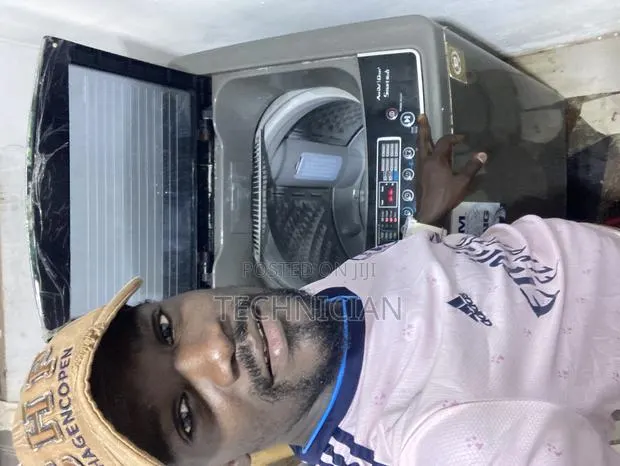 Washing Machine,Refrigerator And Air Conditioning Specialist · Photo 1