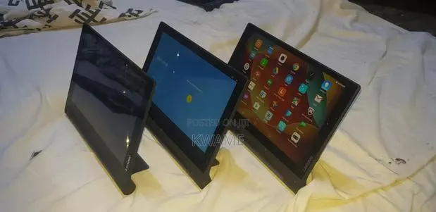 Lenovo Yoga Tab 3 8.0 32 GB Black · Photo 1