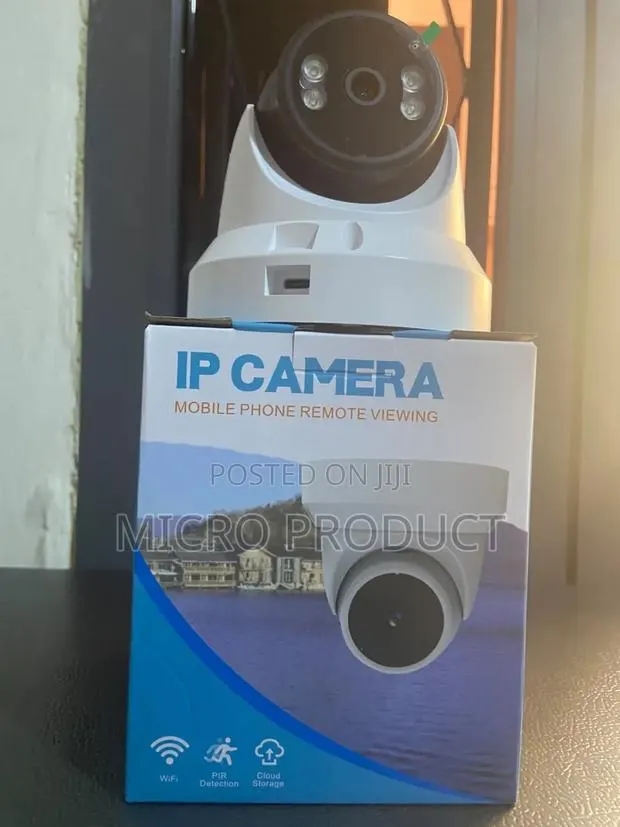 2MP Wi-Fi Dome Camera · Photo 1