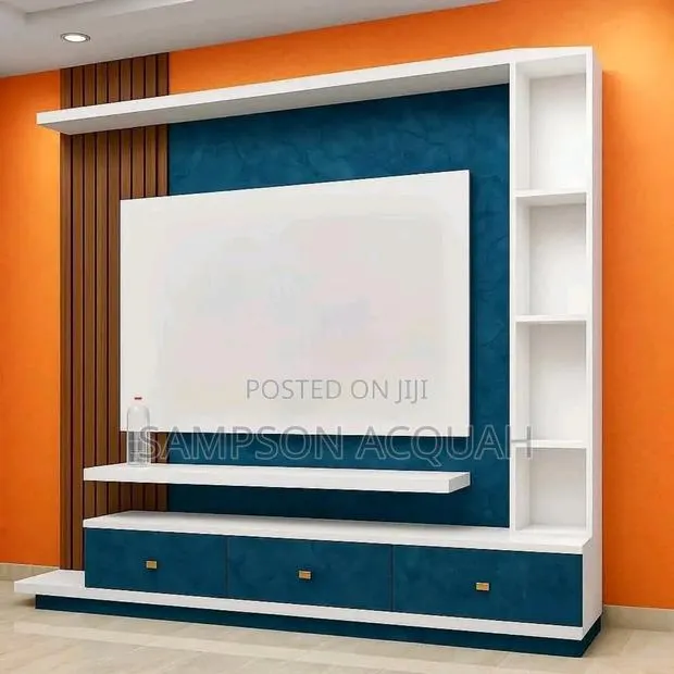 Laminated Wooden Panel Wall Console · Photo 1