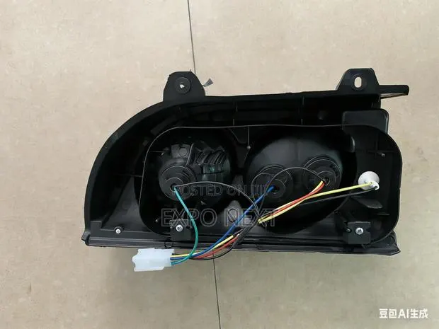 Hyundai H100 1993-2000 Tail Lights · Photo 1