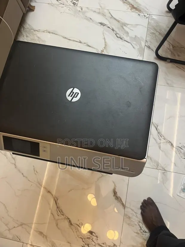 Almost New HP ENVY 5530 All-in-One Wireless Printer · Photo 1