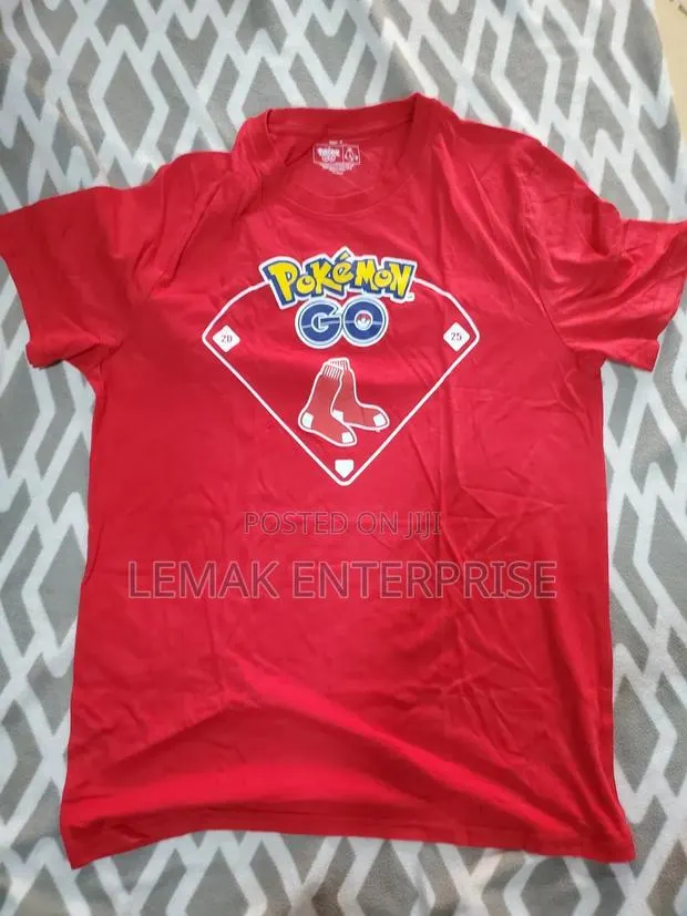 Boston Red Sox Pokémon Go Fenway Park 2025 T-Shirt. · Photo 1
