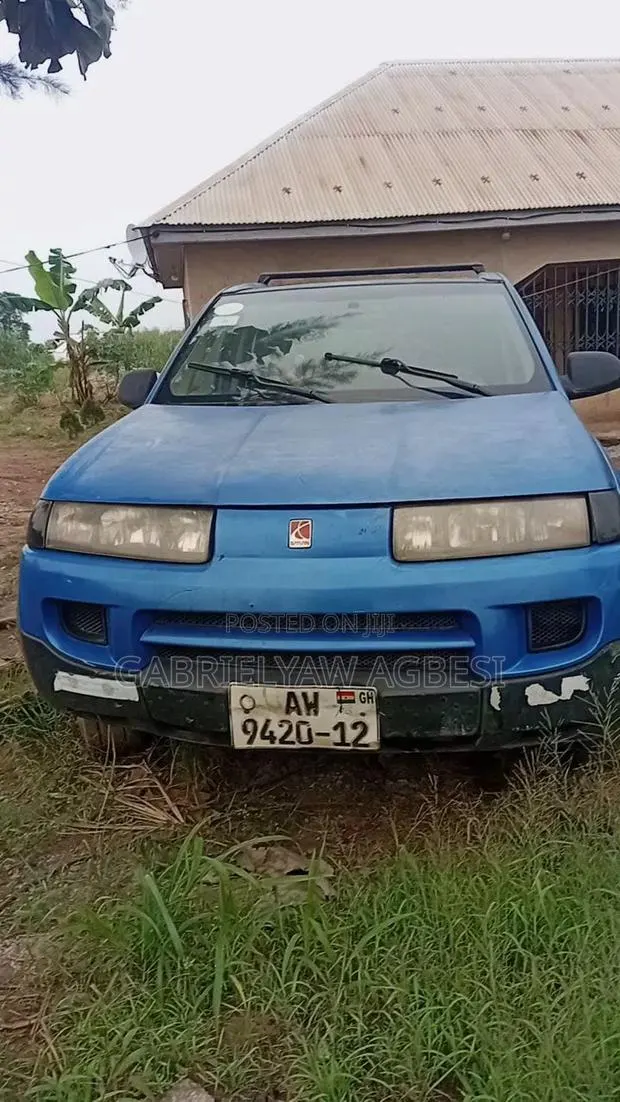 Saturn Vue 4 2004 Blue · Photo 1
