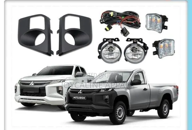 Mitsubishi L200,2019 to 2020 Fog Light Cover With Trafficator Light · Photo 1