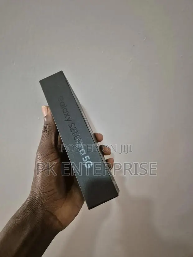 New Samsung Galaxy S21 Ultra 5G 128 GB Black · Photo 1