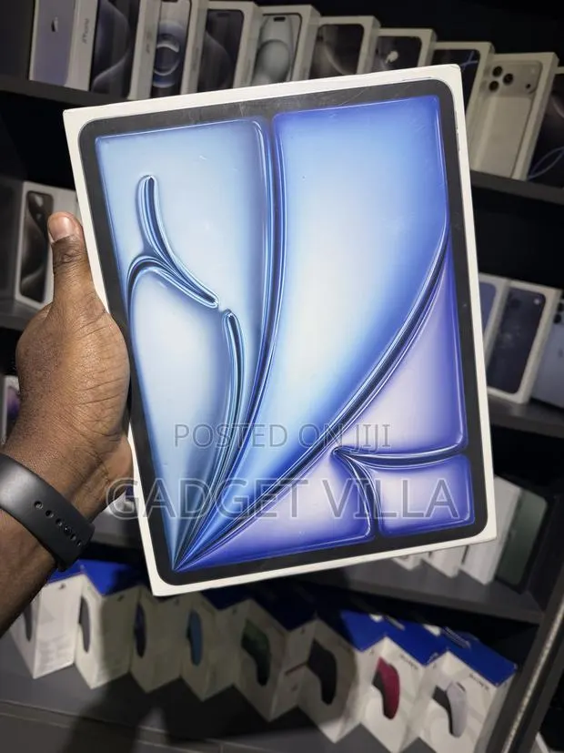 New Apple iPad Air 13 (2026) 128 GB Blue · Photo 1