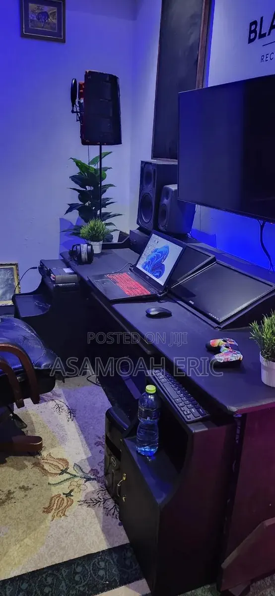 Professional Recording Studio Music Production Services · Photo 1