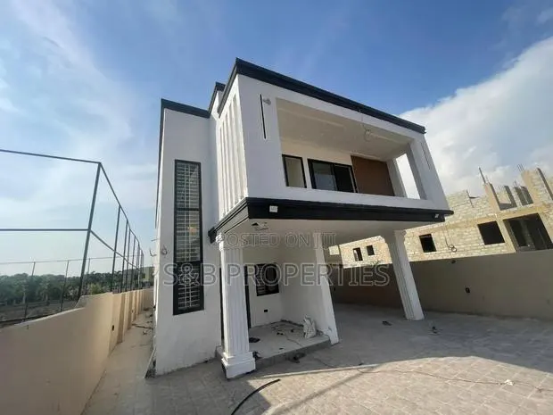 4bdrm House in Kwabenya for sale · Photo 1